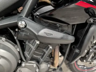 Triumph Street Triple R – náhľad 7