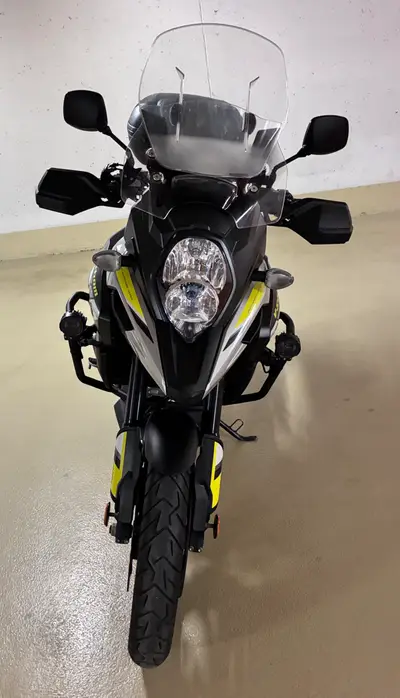 Prenájom Suzuki Vstrom1000 - silná cestovná motorka – náhľad 4