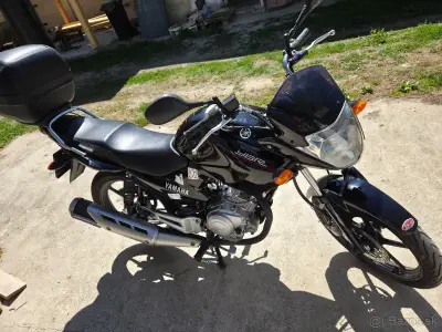 Yamaha YBR 125, spoľahlivá, úsporná motorka, kufor – náhľad 6
