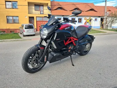 Ducati Diavel Carbon