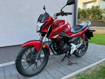 Predám Honda cb 125 f