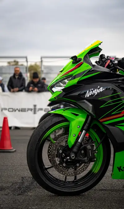 Kawasaki Ninja zx4rr – náhľad 4