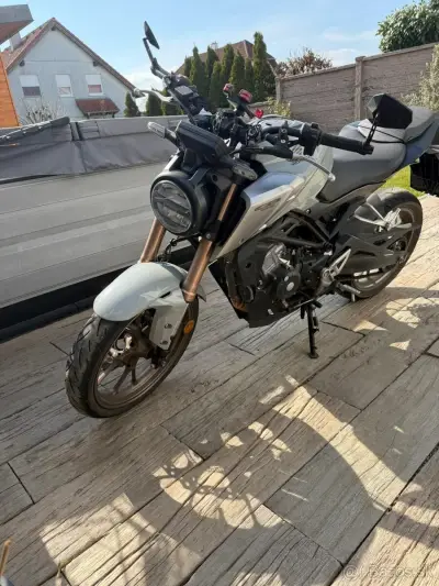 HONDA CB 125R – náhľad 4
