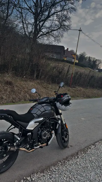 Voge 525 AC  – náhľad 1
