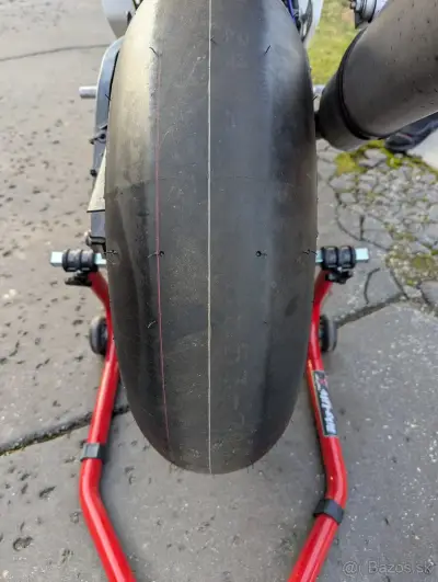 Suzuki gsxr 750 k5 okruhovka – náhľad 2