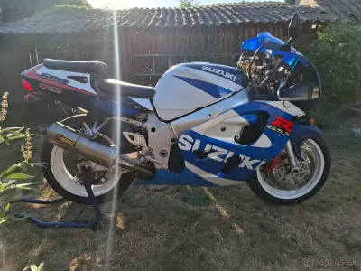 SUZUKI GSXR 600 SRAD – náhľad 1