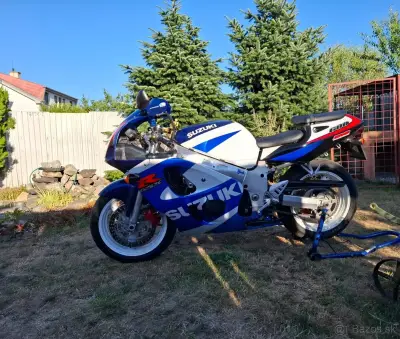 SUZUKI GSXR 600 SRAD – náhľad 3