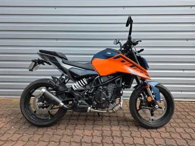 KTM Duke 125 Orange – náhľad 1