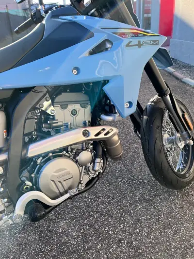 Suzuki DR-Z4 SM – náhľad 4