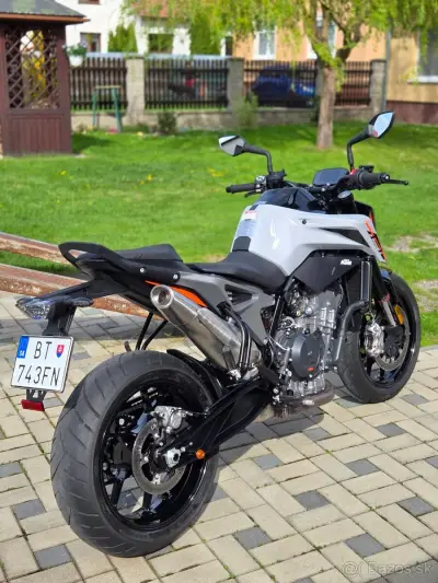 KTM Duke 790 – náhľad 2