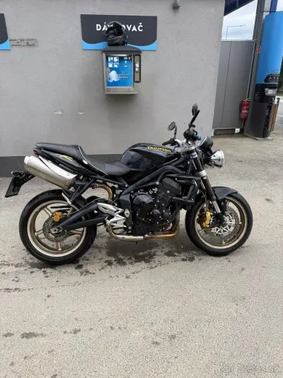 Triumph Streettriple 675 – náhľad 3