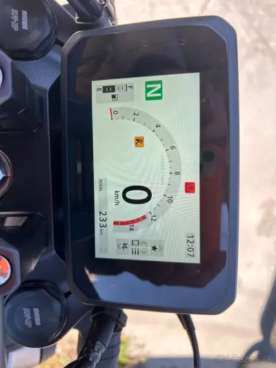 Honda CB650R – náhľad 3