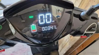 EL.MOTOCYKEL E-FICHTL – náhľad 5