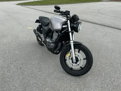 Honda CB 500 cafe – náhľad 4
