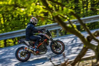 KTM DUKE 690 – náhľad 4