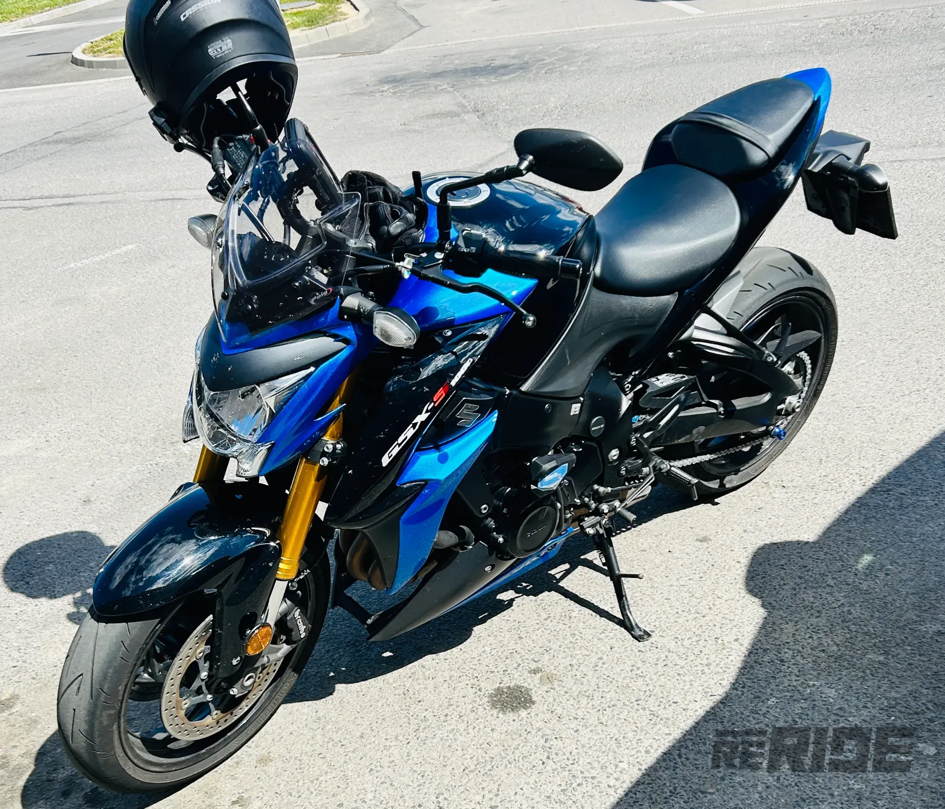 Suzuki GSX-S1000 - foto 1