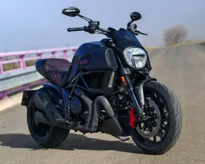 DUCATI DIAVEL DIESEL EDITION 666-ZBERATELSKY KUSOK – náhľad 1