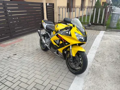 Honda CBR 929 RR FIREBALDE  – náhľad 1