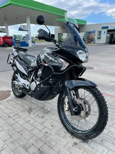 Honda Transalp 650 r.2006 s kuframi a výbavou – náhľad 5