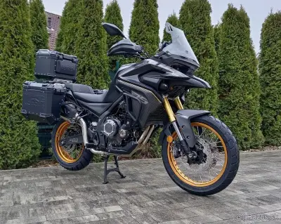 525 DSX Touring, čierna Black Knight, EURO 5+