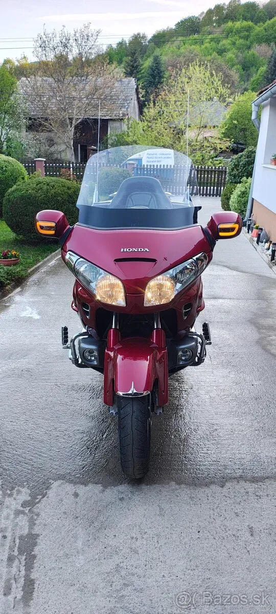 Honda goldwing 1800 - foto 1