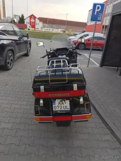 Krásna Honda Goldwing 1200gl Všetko porobené SPZ Stk 3roky – náhľad 3
