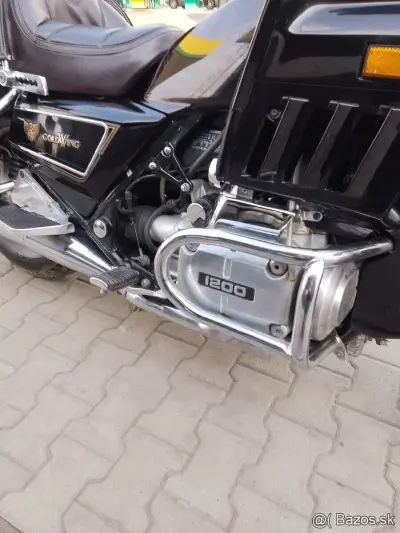Krásna Honda Goldwing 1200gl Všetko porobené SPZ Stk 3roky – náhľad 5