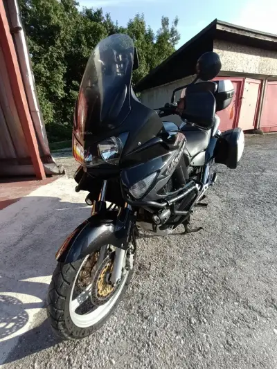 Honda Varadero 1000 – náhľad 1