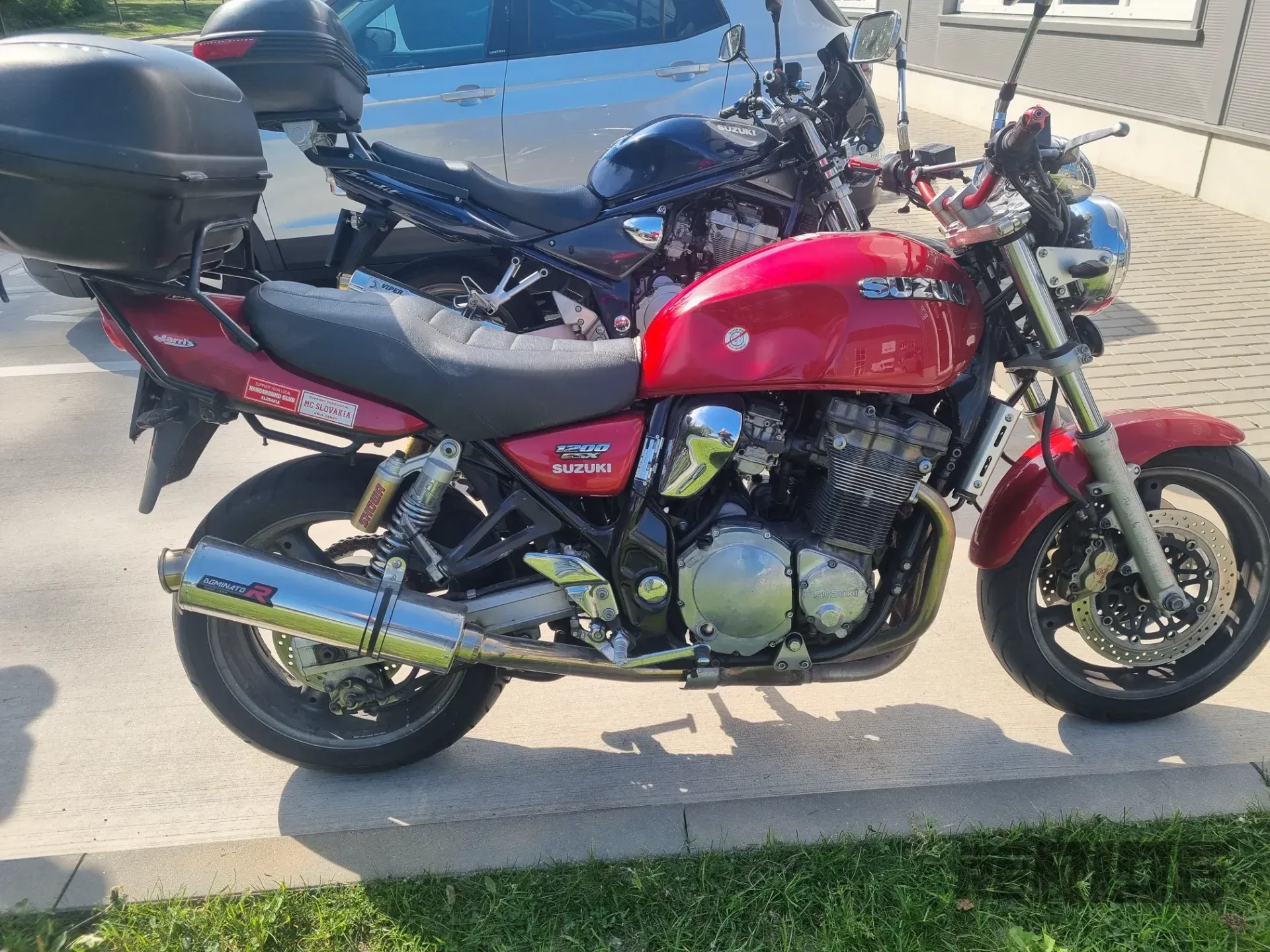 Suzuki GSX 1200 Inazuma - foto 1