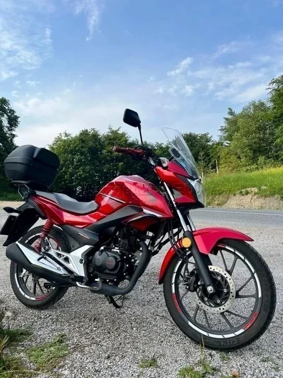 Honda CBF 125 - foto 1