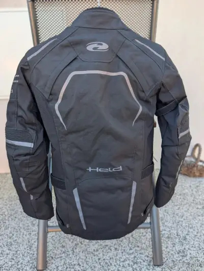 Bunda Held Kane – náhľad 2