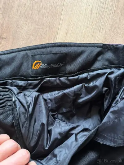 Predám nohavice s chráničmi na motocykel.Ženské veľkosť S – náhľad 2