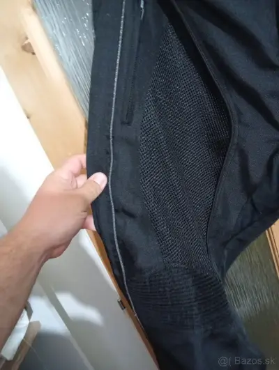 Letné perforované nohavice s vložkou – náhľad 3