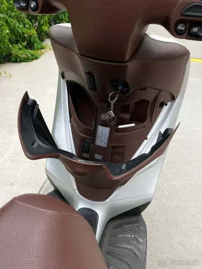 Skúter Piaggio Medley 150 Tuning MALOSSI – náhľad 5