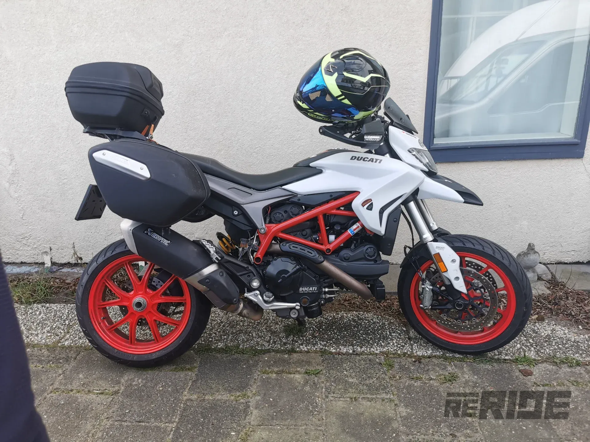 Ducati Hyperstrada 939 - foto 1