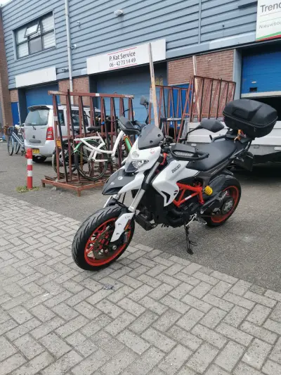 Ducati Hyperstrada 939  – náhľad 3