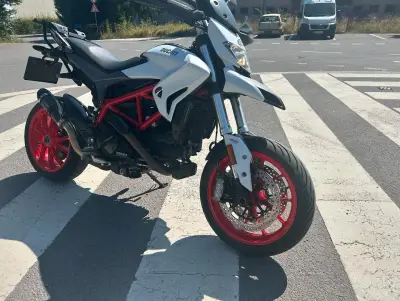 Ducati Hyperstrada 939  – náhľad 6
