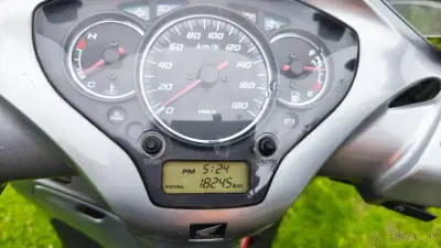 Honda SH 300 – náhľad 3