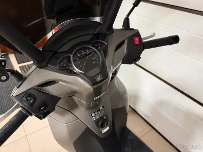Honda SH300i – náhľad 5