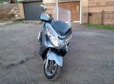Suzuki Burgman AN 400 – náhľad 2