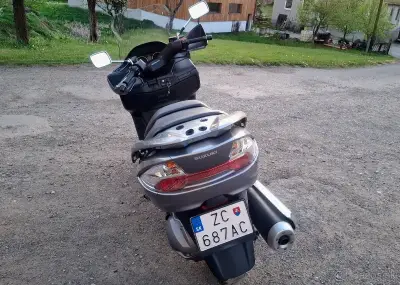 Suzuki Burgman AN 400 – náhľad 7