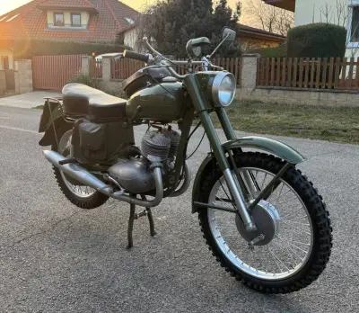 Jawa 350/555 Švéd po renovaci – náhľad 1