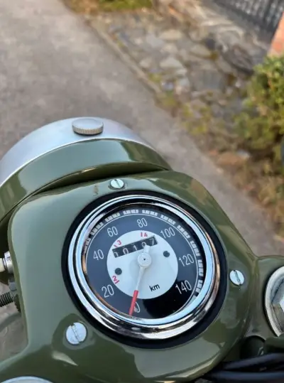 Jawa 350/555 Švéd po renovaci – náhľad 4