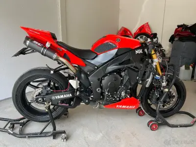 Yamaha R1 RN22 2012 – náhľad 1