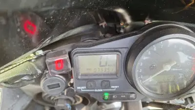 Yamaha R1 – náhľad 4