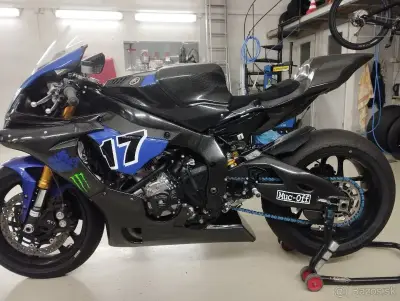 Predam na Yamahu YZF R1 – náhľad 1