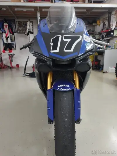 Predam na Yamahu YZF R1 – náhľad 3