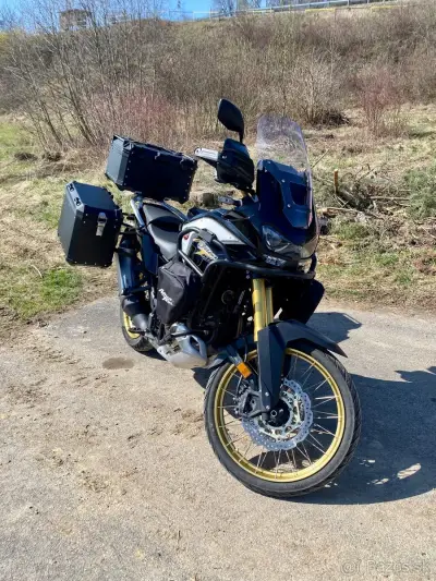 Honda Africa Twin Adventure 1100 – náhľad 10