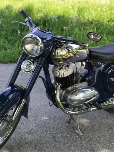Jawa 250 559 renovovaná – náhľad 6