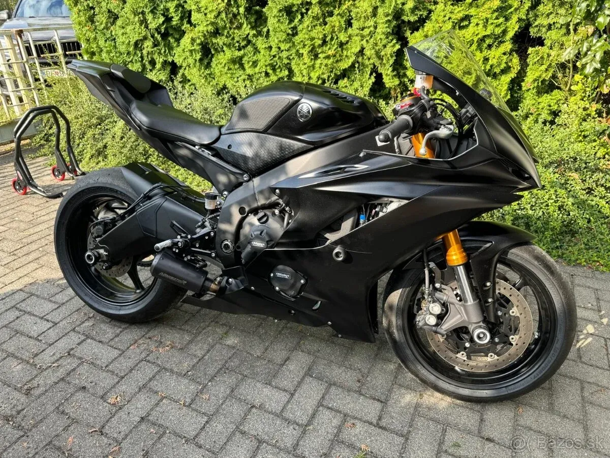 YAMAHA R6 RACE - foto 1